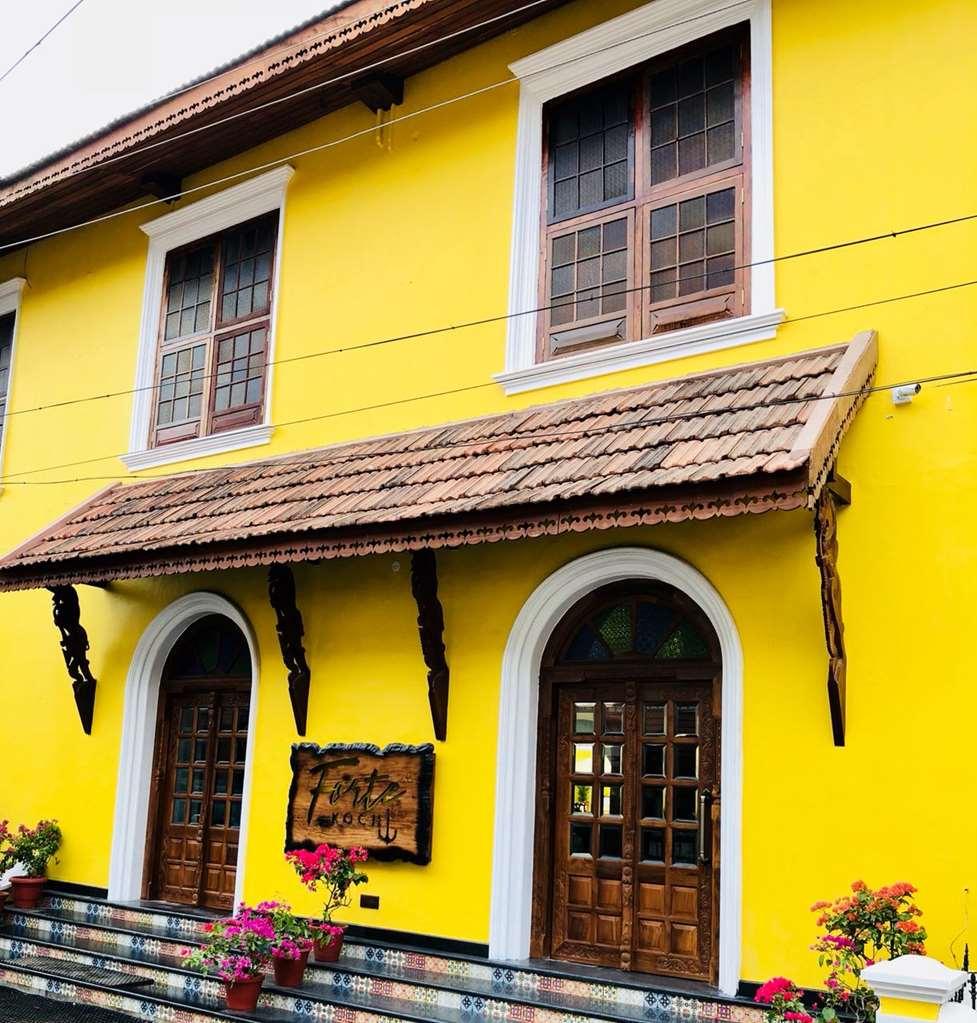 Forte Kochi Exterior photo